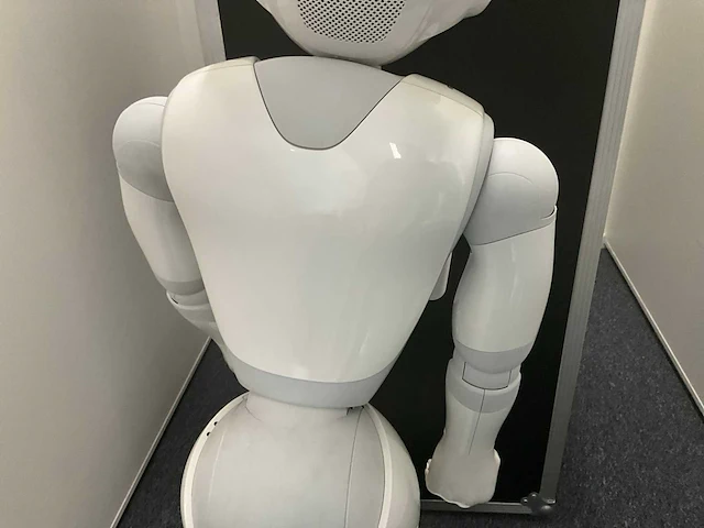 Softbank robotics robot - afbeelding 14 van  15