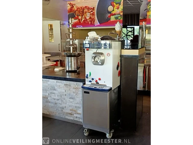 Softijsmachine nissei, na9328 prof - afbeelding 1 van  9