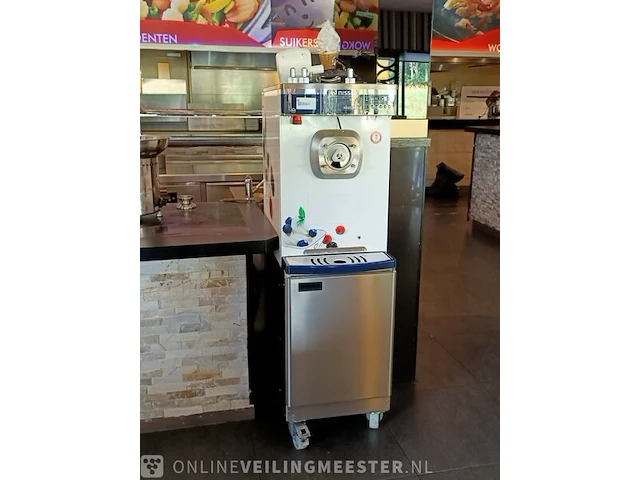 Softijsmachine nissei, na9328 prof - afbeelding 2 van  9