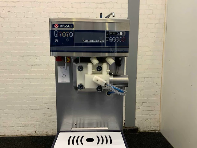 Softijs/milkshake machine - afbeelding 13 van  15