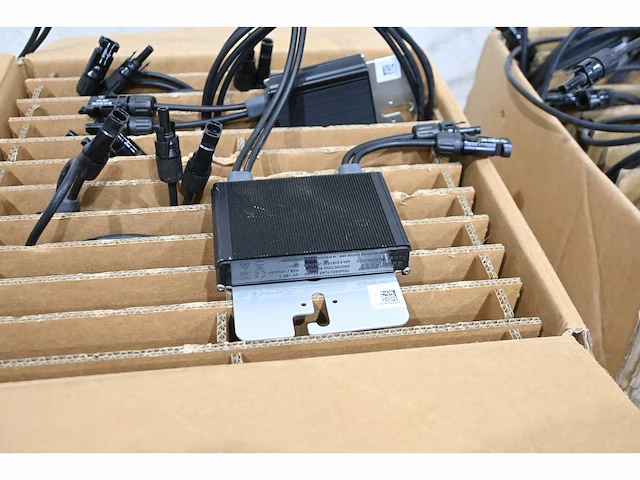 Solar edge p300 optimizer (28x) - afbeelding 1 van  4