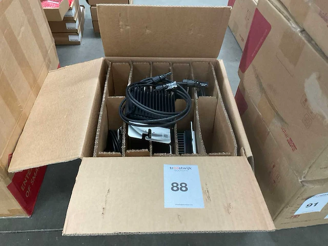 Solar edge p505 micro omvormer (8x) - afbeelding 1 van  4