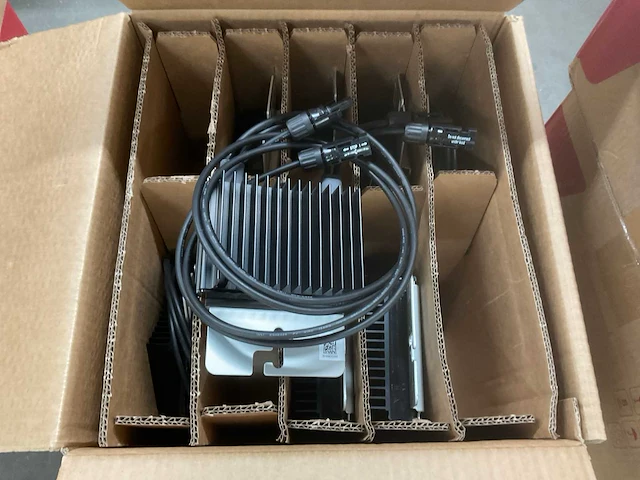 Solar edge p505 micro omvormer (8x) - afbeelding 2 van  4