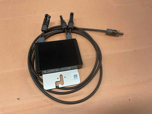Solar edge s440 micro omvormer (18x) - afbeelding 1 van  5