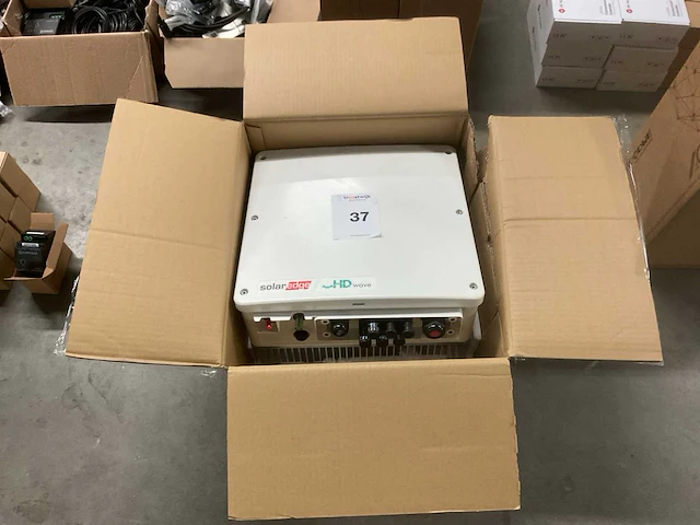 Solar edge se10000h omvormer - afbeelding 1 van  3