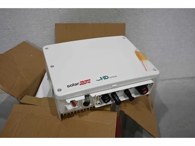 Solar edge se3000h omvormer - afbeelding 2 van  3
