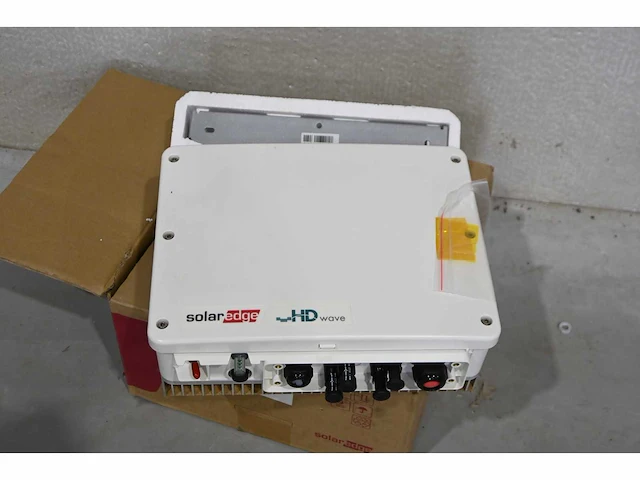 Solar edge se4000h omvormer - afbeelding 3 van  3