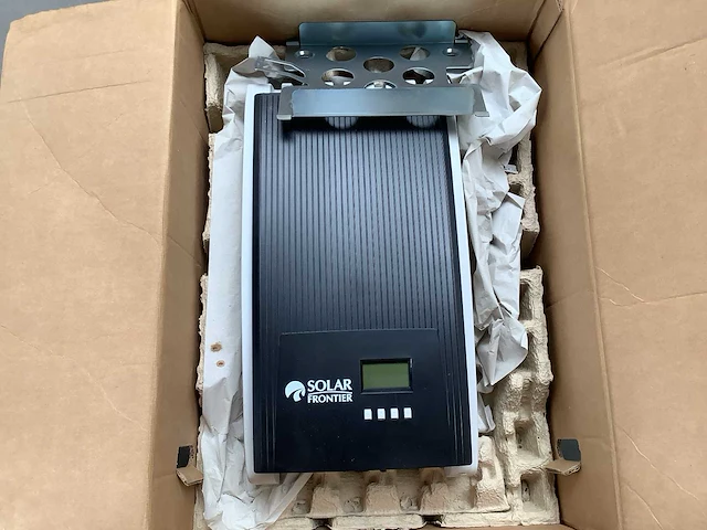 Solar frontier sf-wr-4003 stecagrid 4003 omvormer - afbeelding 2 van  4