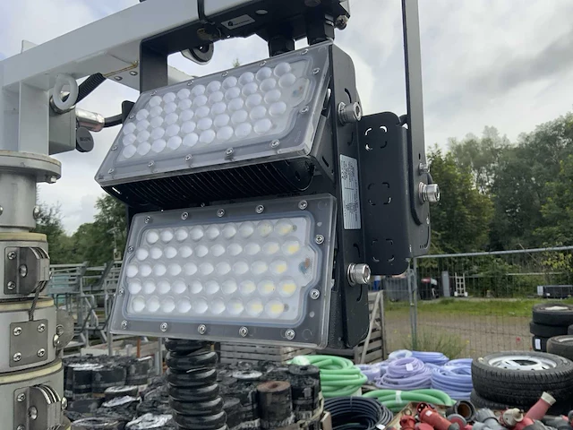 Solar lighttower clt-180 bouwlichtmast - afbeelding 12 van  13