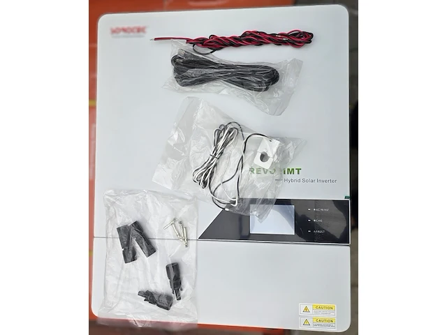 Solar power package – 11kw hybrid inverter + 15.36kwh lithium battery - afbeelding 3 van  8