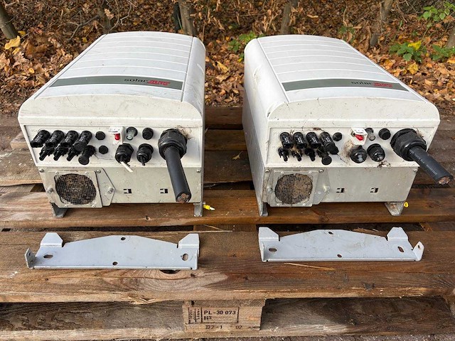 Solaredge - gebruikte 33.3k omvormer t.b.v. zonnepanelen (2x) - afbeelding 3 van  5