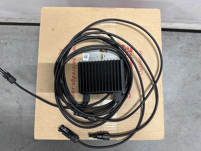 Solaredge - p801 - set van 10 optimizers t.b.v. zonnepanelen - afbeelding 3 van  5