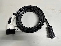 Solaredge - se-ev-kit-25m32-2 - ev lader kabel en houder 7.6m type2 32a - afbeelding 2 van  7