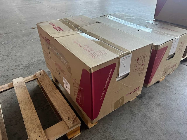 Solaredge - se12.5k - omvormer - afbeelding 1 van  2