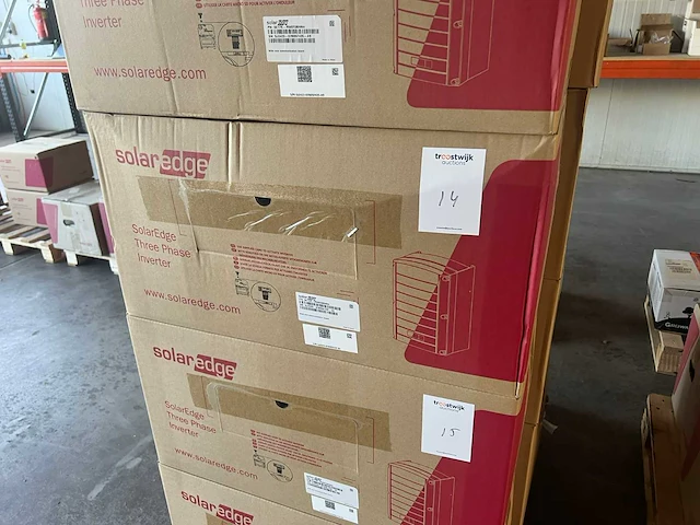 Solaredge - se17k - omvormer - afbeelding 1 van  2