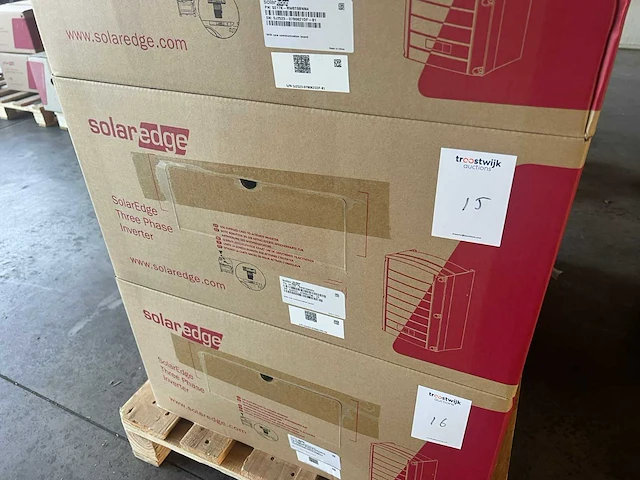 Solaredge - se17k - omvormer - afbeelding 1 van  2
