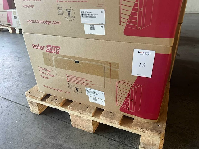 Solaredge - se17k - omvormer - afbeelding 1 van  2