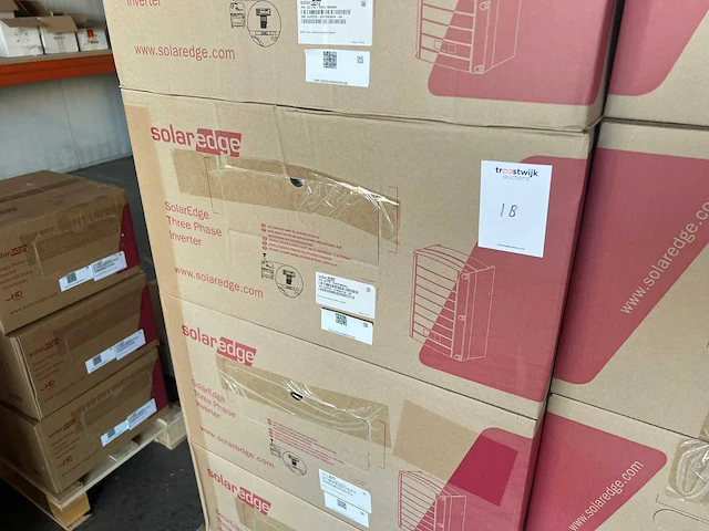 Solaredge - se17k - omvormer - afbeelding 1 van  2