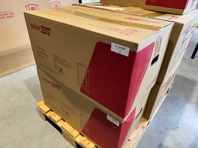 Solaredge - se17k - omvormer - afbeelding 1 van  4