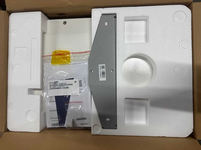 Solaredge - se3000h rws hybride - omvormer - afbeelding 3 van  3