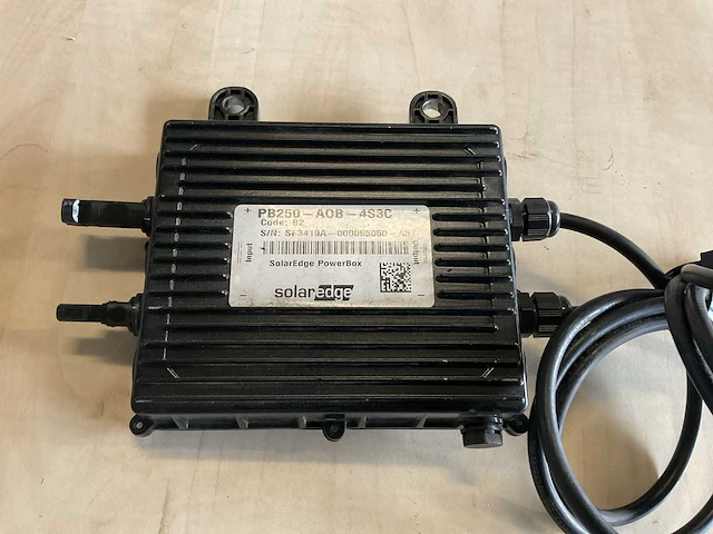 Solaredge pb250-aob power box (6x) - afbeelding 1 van  3