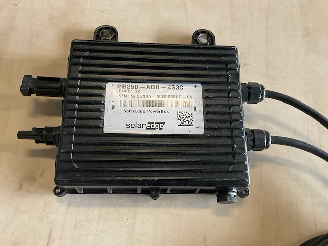 Solaredge pb250-aob power box (7x) - afbeelding 1 van  3