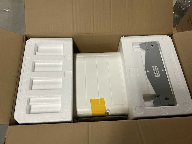 Solaredge se12.5k -rw0t0bnn4 omvormer - afbeelding 2 van  4
