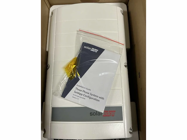 Solaredge se12.5k -rw0t0bnn4 omvormer - afbeelding 3 van  4