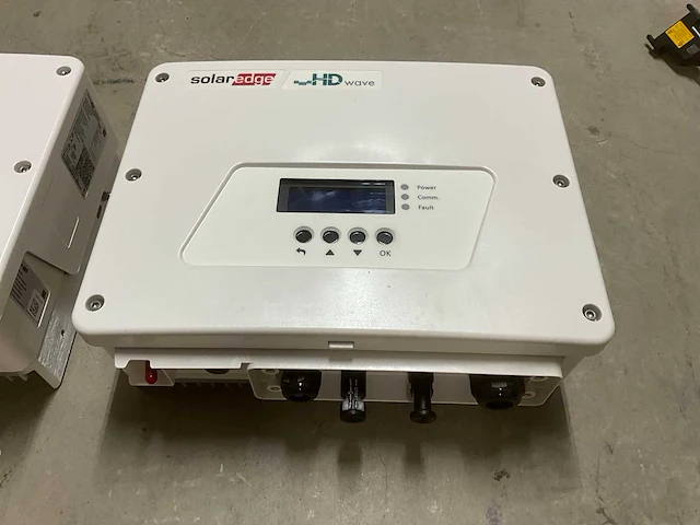Solaredge se2200h/se3680h hd-wave omvormer (2x) - afbeelding 3 van  9