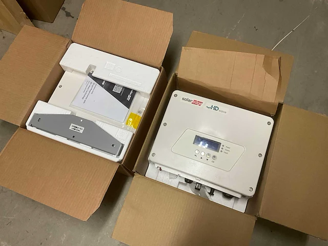 Solaredge se2200h/se3680h hd-wave omvormer (2x) - afbeelding 7 van  9
