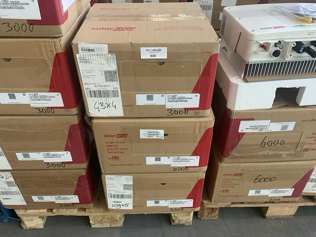 Solaredge se3000h-rw000bnn4 1 fase omvormer (3x) - afbeelding 2 van  5
