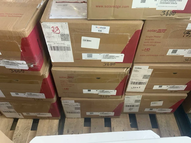 Solaredge se3680h-rw000ben4 1 fase omvormer (3x) - afbeelding 2 van  5