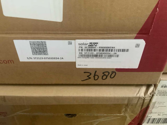 Solaredge se3680h-rw000ben4 1 fase omvormer (3x) - afbeelding 3 van  5
