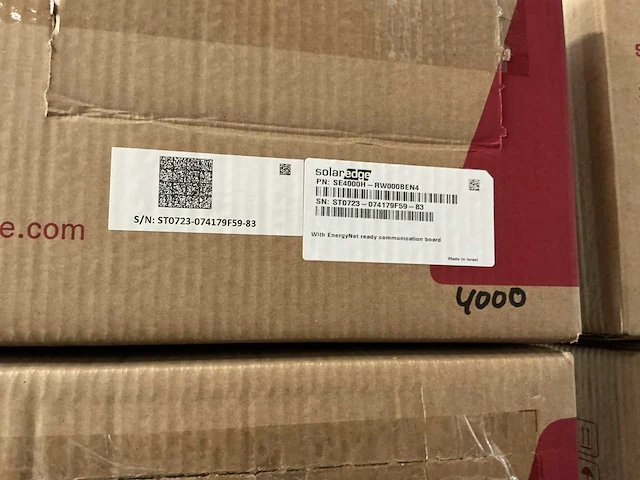 Solaredge se4000h-rw000ben4 omvormer (2x) - afbeelding 3 van  4