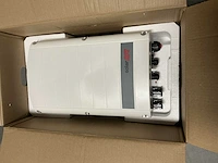 Solaredge se4k-rw0tebnn4 omvormer - afbeelding 1 van  5