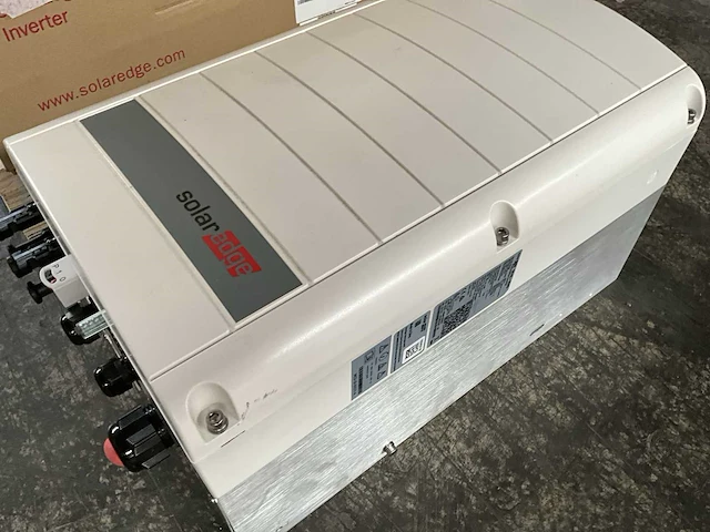 Solaredge se4k-rwb omvormer - afbeelding 3 van  7