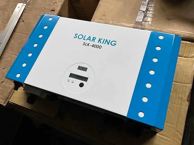 Solarking slk-4000 omvormer (6x) - afbeelding 1 van  6