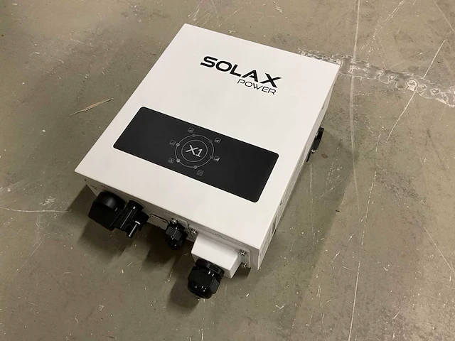 Solax power x1-0.7-s-d omvormer (2x) - afbeelding 1 van  5