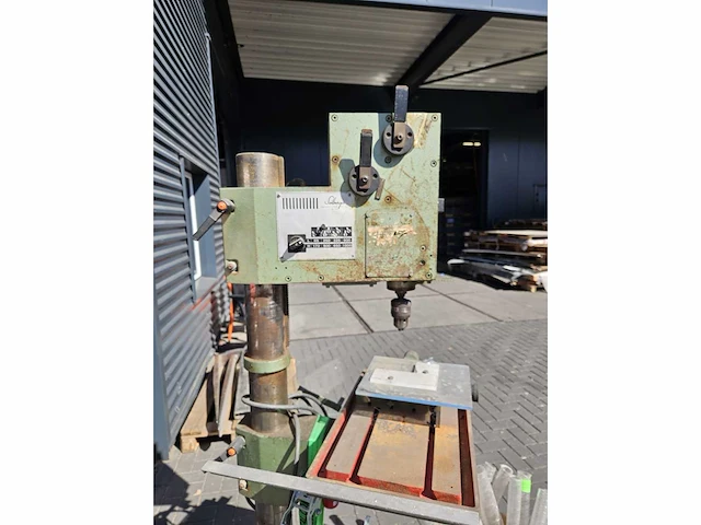 Solberga - se 1630 - pillar drilling machine - afbeelding 4 van  4