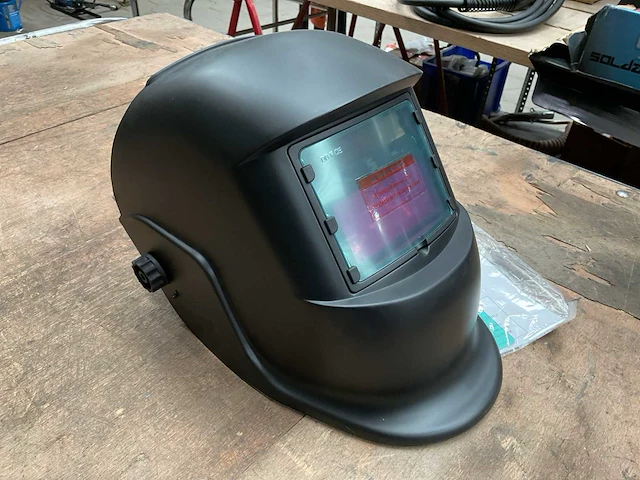 Soldatech ewh1 automatische lashelm - afbeelding 1 van  3