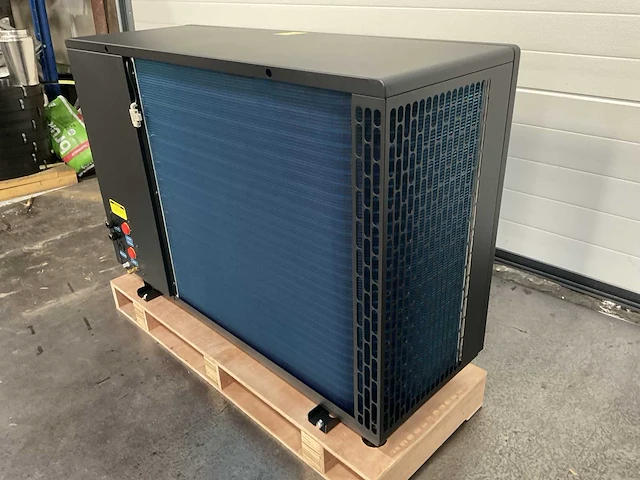 Solflow sfn-12sf1 propaan r290 warmtepomp 12kw ongebruikt - afbeelding 7 van  20