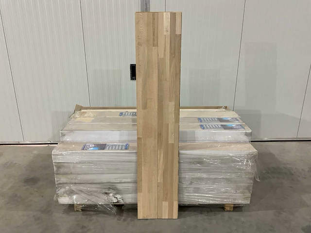 Solid floor eiken rustiek 61,1m2 houten vloer - afbeelding 2 van  5