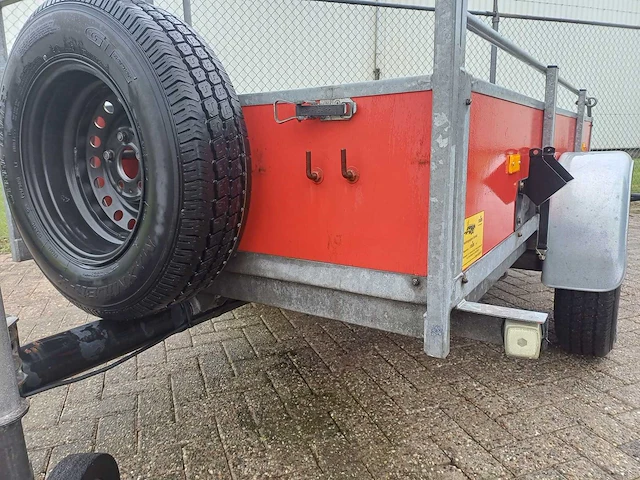 Solide aanhangwagen - afbeelding 12 van  16