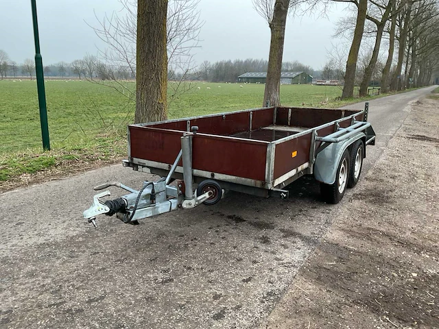 Solide c2500mi aanhangwagen - afbeelding 1 van  9