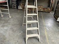 Solide trapladder - afbeelding 3 van  4