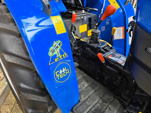 Solis - 20 4wd - 2024 - demo - 7 uur - utility tractor - mini tractor - tuin tractor - afbeelding 10 van  16