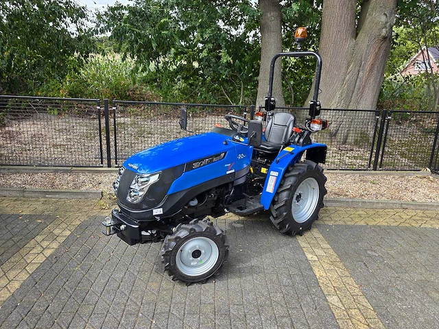 Solis - 20 4wd - 2024 - demo - 7 uur - utility tractor - mini tractor - tuin tractor - afbeelding 1 van  16