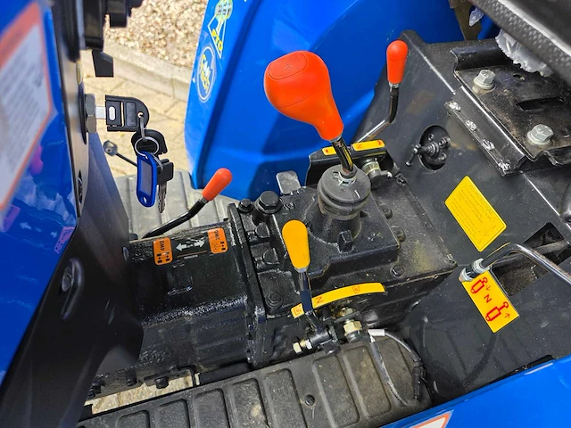 Solis - 20 4wd - 2024 - demo - 7 uur - utility tractor - mini tractor - tuin tractor - afbeelding 5 van  16