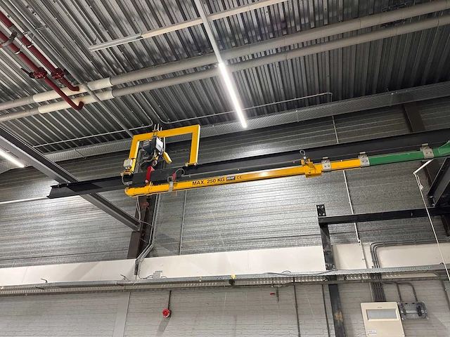 Soloan - 1999 - svb 1013 - spuit installatie - afbeelding 5 van  31