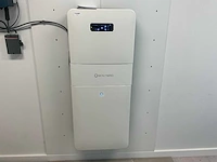 Soltaro one2 hybrid inverter aio2-ins-5000 thuis batterij